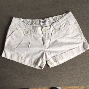 White fox shorts size 5